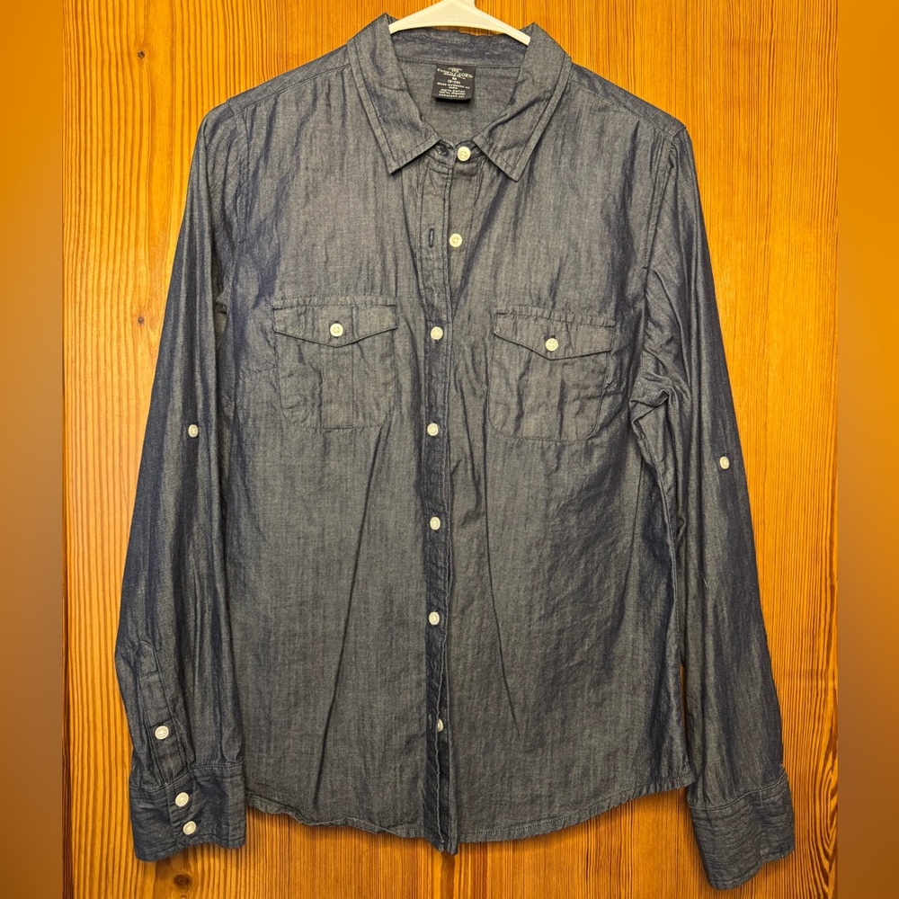 Faded Glory Chambray Button Front Shirt Utility Pockets Medium (8–10)
